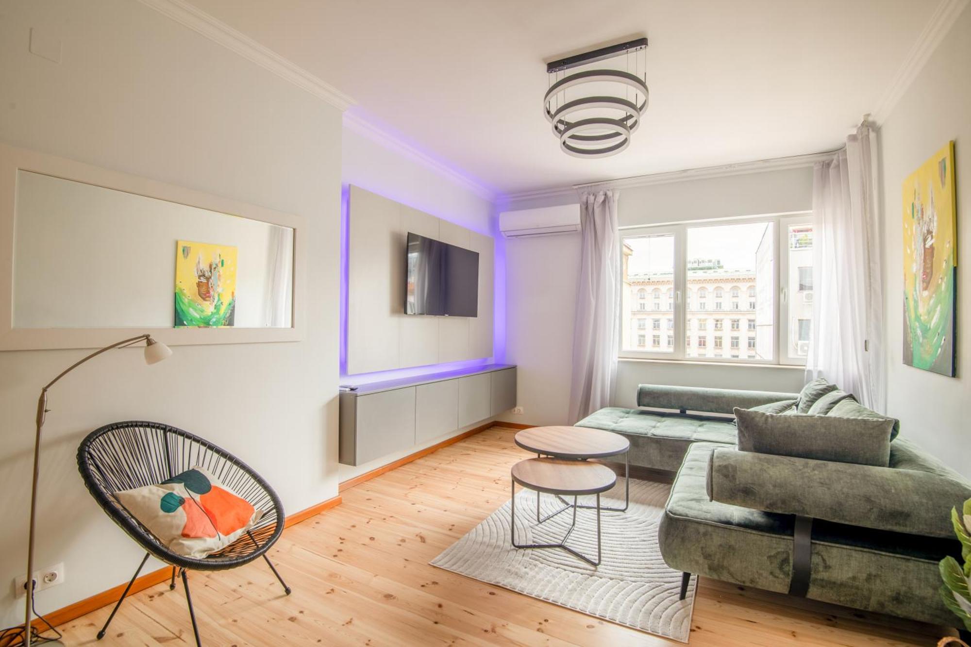 A Luxurious 2 Bedroom Apartment In Center Sofia Esterno foto