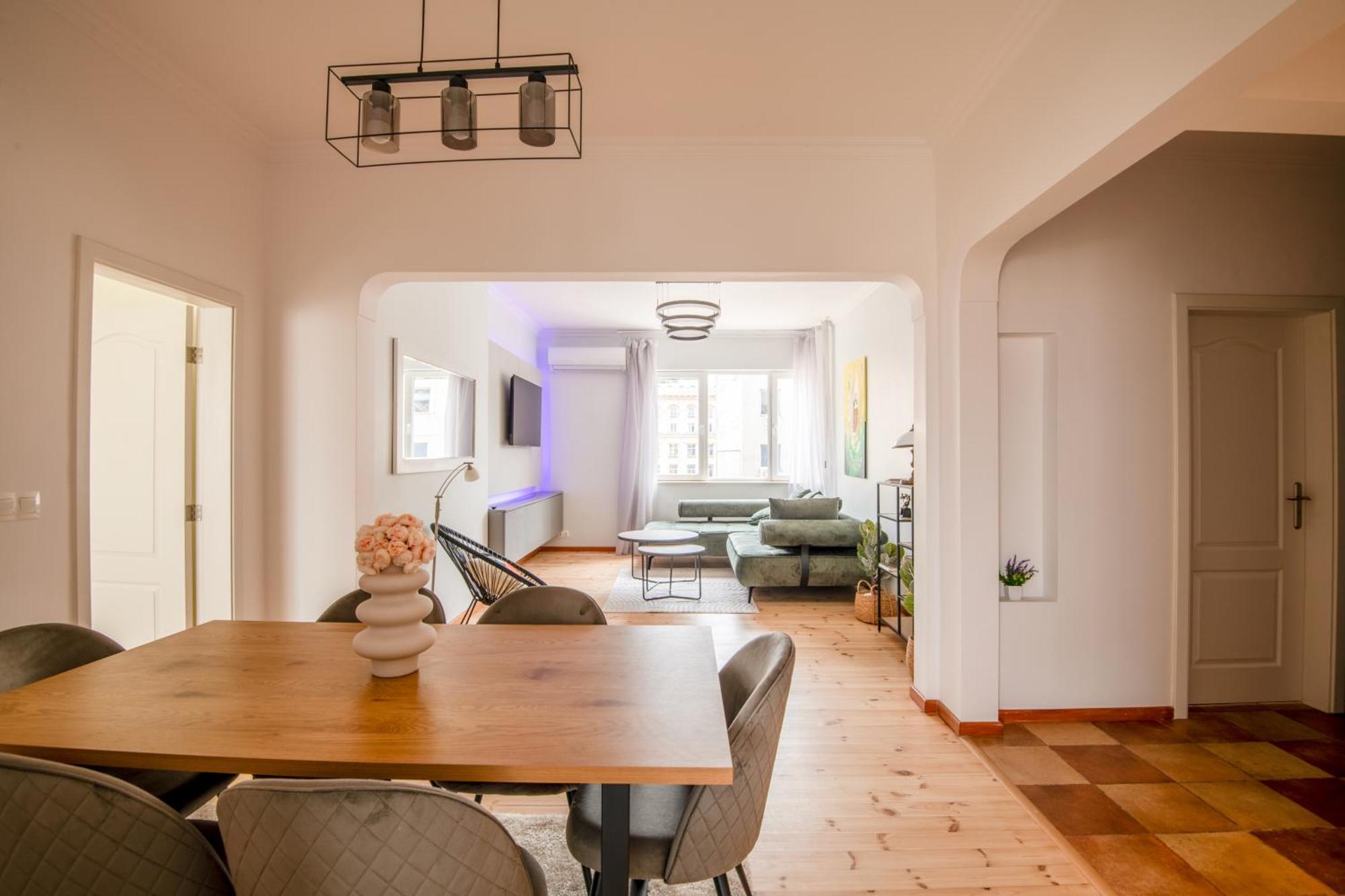 A Luxurious 2 Bedroom Apartment In Center Sofia Esterno foto